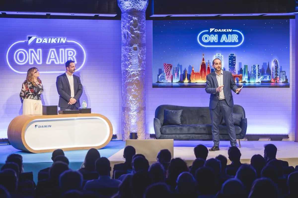 Ignacio Bravo en presentación técnica Daikin La Pedrera